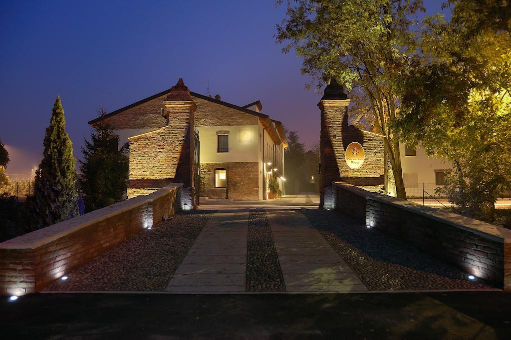 Corte Della Rocca Bassa Nogarole Rocca Bagian luar foto